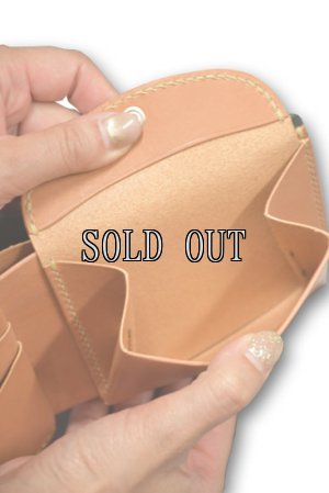 画像9: MOTO/2つ折ショートウォレット(イタリアンマットバケッタレザー)