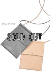 STILL BY HAND/レザーネックポーチ