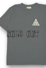 AT-DIRTY/TRIANGLE S/S T-SHIRTS