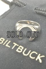 BILTBUCK/ Horseshoe Ring