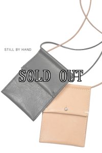 画像1: STILL BY HAND/レザーネックポーチ (1)