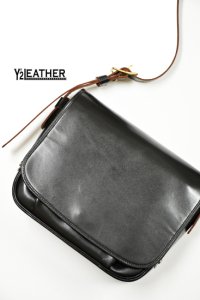 画像1: Y’2 LEATHER/HORSE HIDE MAIL BAG SMALL  (1)